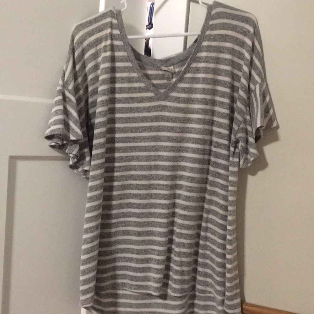 A New Day XL ruffle sleeve top